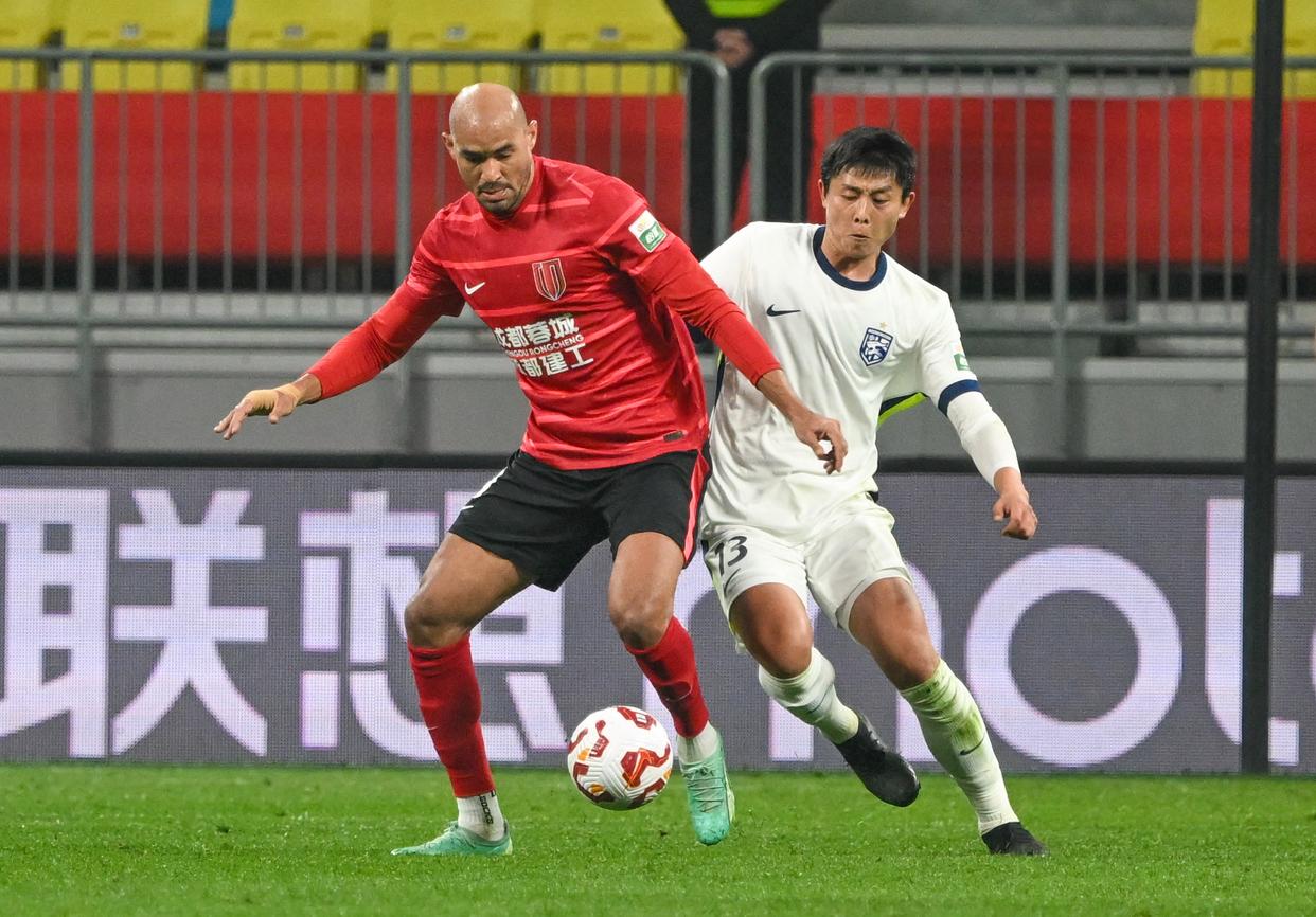 开云网址 -武汉三镇清晨远射贴柱,志在中超名次提升,目标明确,心理建设被强调(孙华忠最新消息)