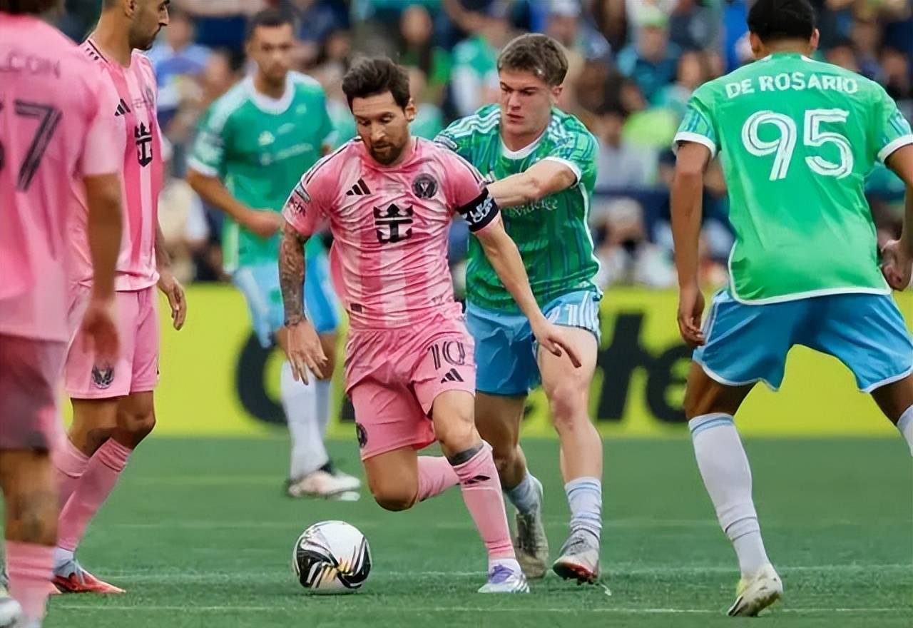 开云网页版 -集结日体能课后,里尔战术微调备战西甲,球迷炸锅,细节决定成败(部队增强体能训练额趣味性的方法)