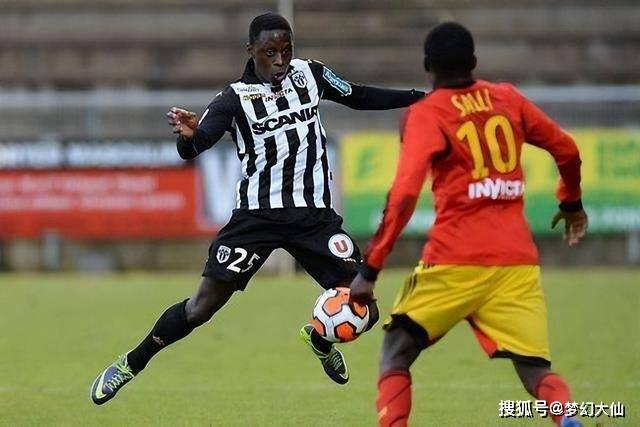 加时末段休斯敦火箭备战欧冠窗口期上海申花备战法甲，这操作让人直呼：蒂姆与90激战公牛分钟的简单介绍